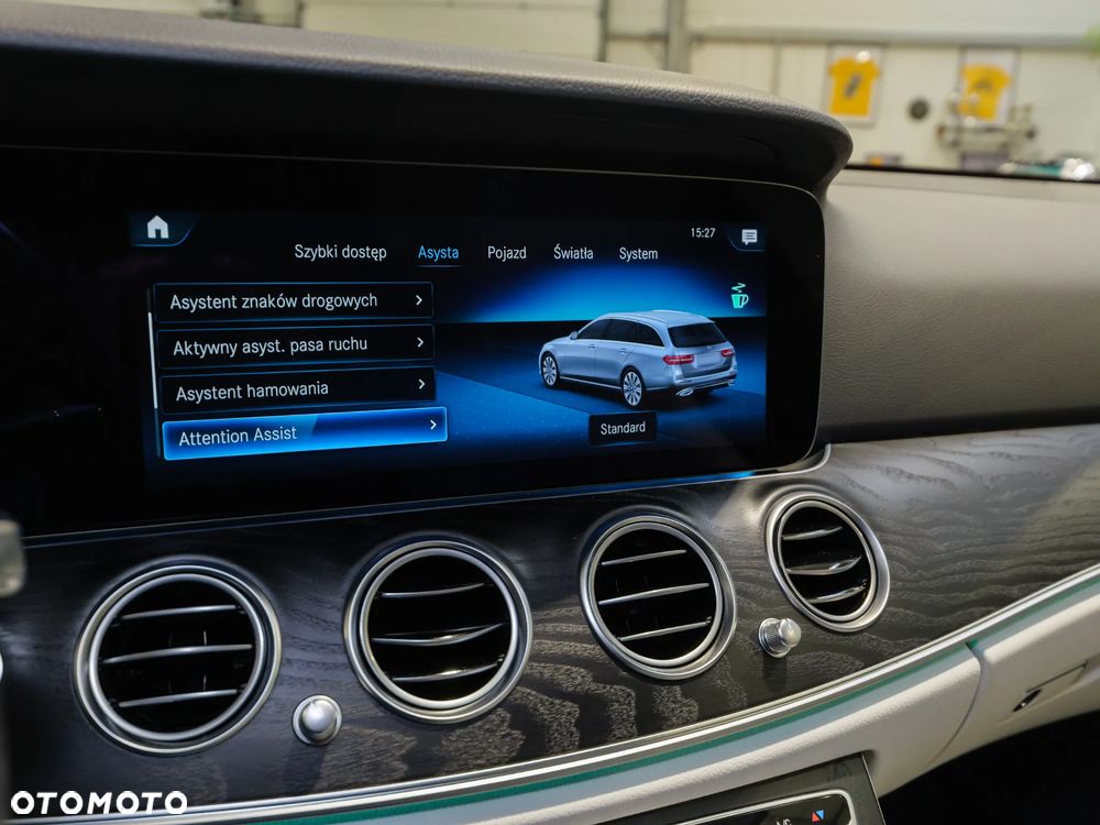 Mercedes-Benz Klasa E 300 de Avantgarde - 31