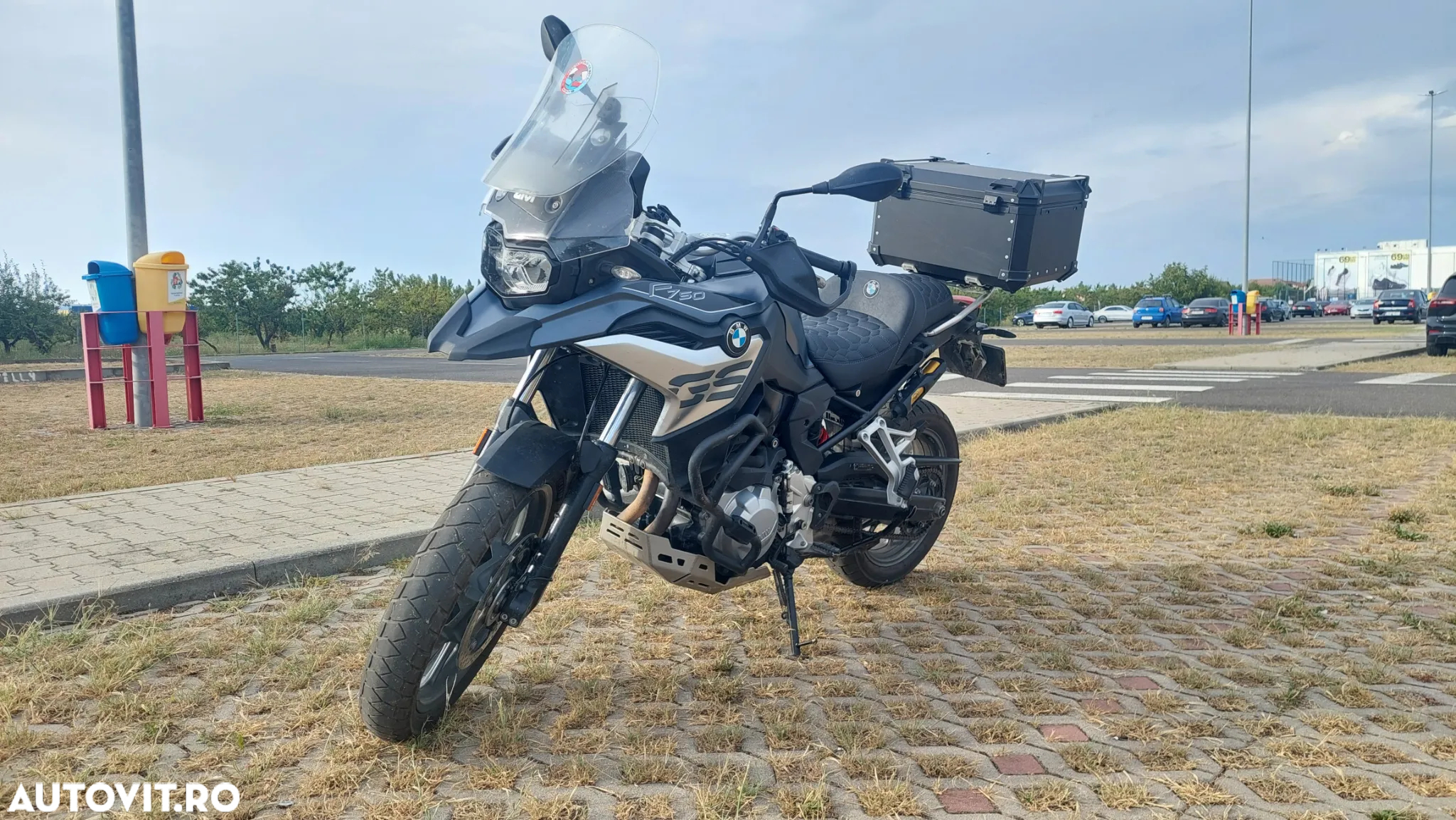 BMW F750GS - 13