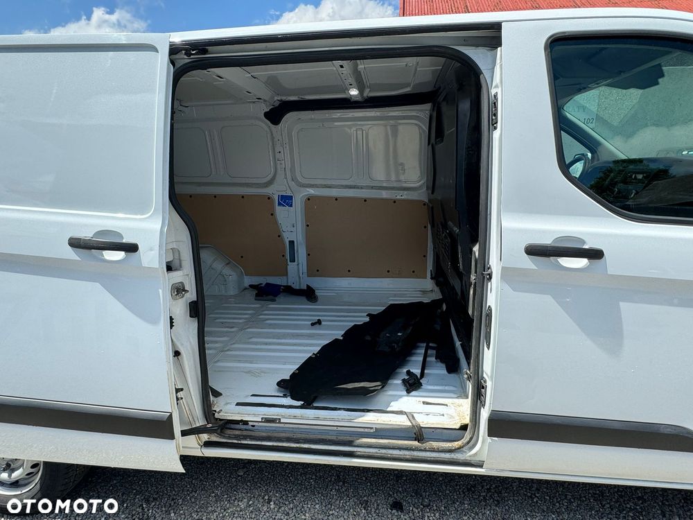 Ford Transit Custom - 22
