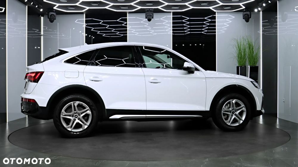 Audi Q5 Sportback 40 TDI quattro S tronic advanced - 11
