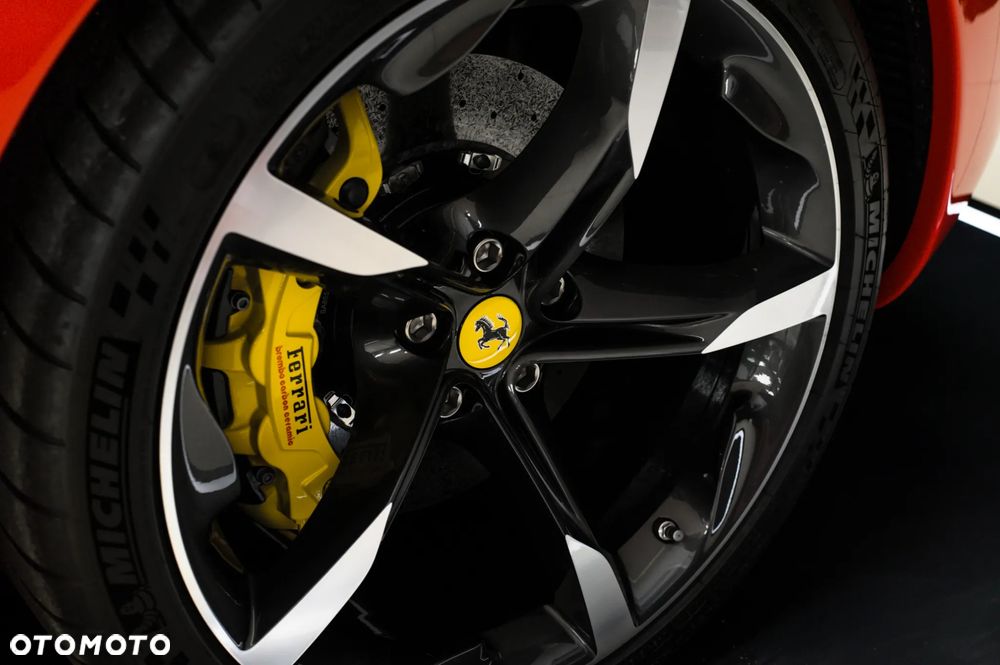Ferrari SF90 Spider - 9