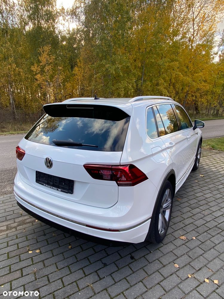 Volkswagen Tiguan - 12