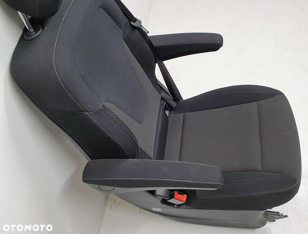 FOTEL TYŁ TYLNY MERCEDES V-KLASA W447 - 4