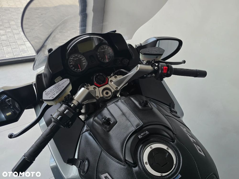 Kawasaki GTR - 18