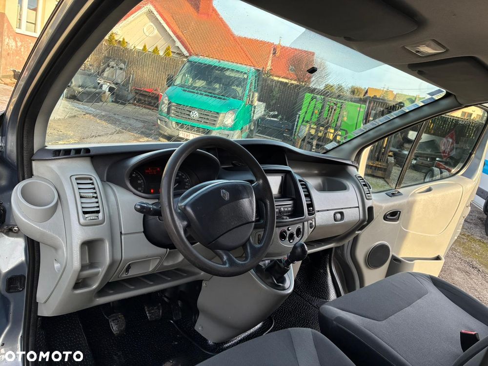 Renault Trafic - 8