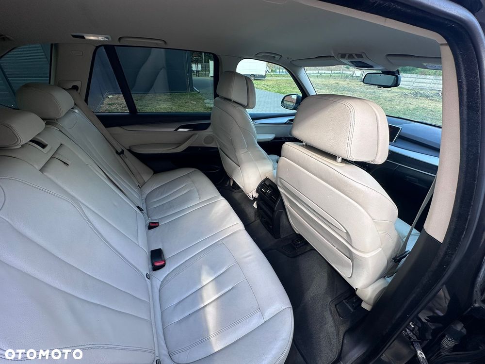 BMW X5 xDrive25d - 22