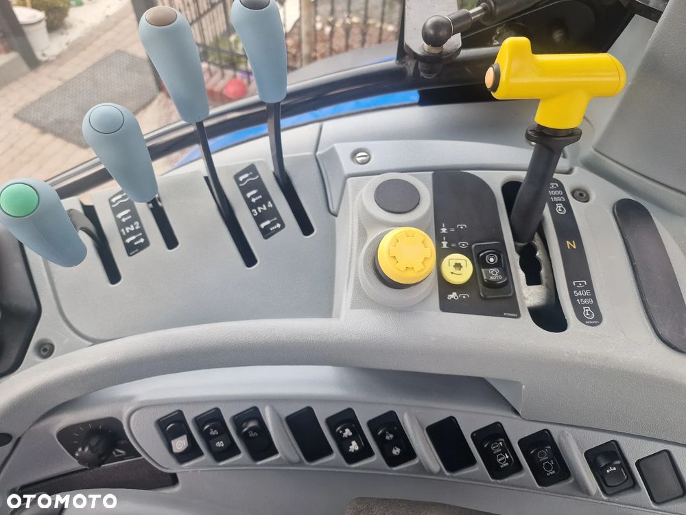 New Holland T7.230, 2017rok,Pneumatyka - 9