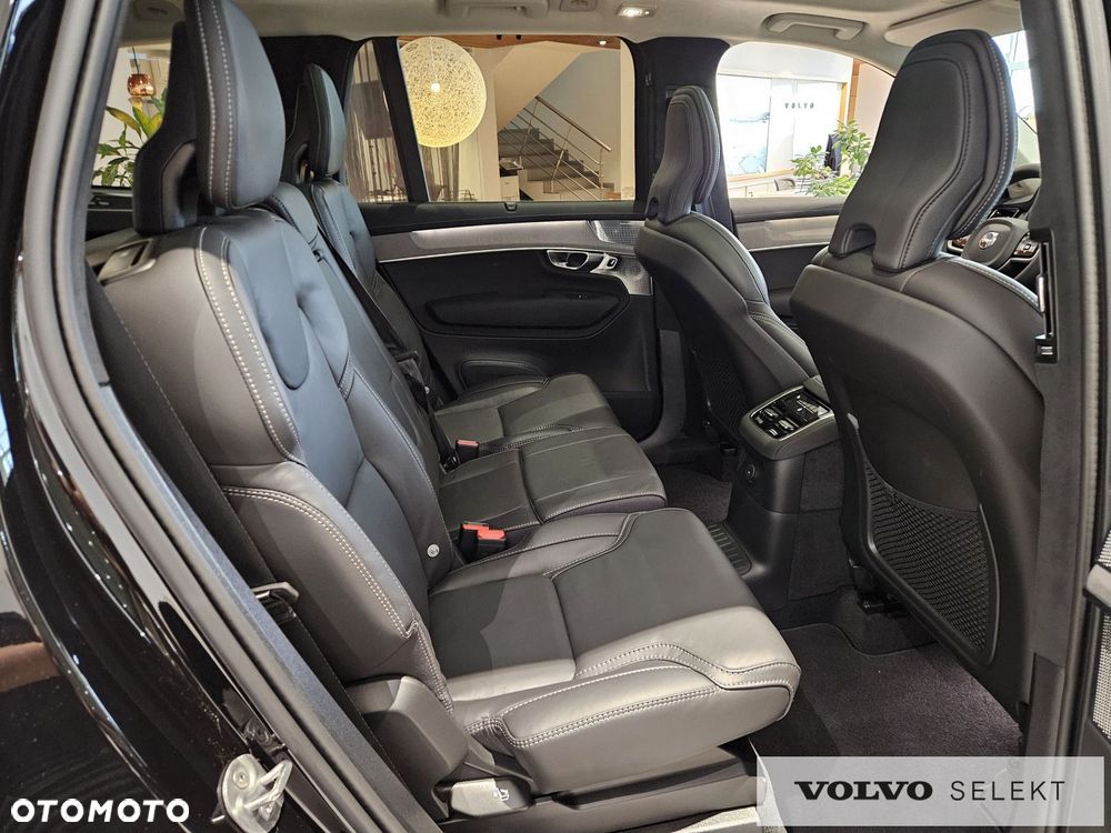 Volvo XC 90 - 30