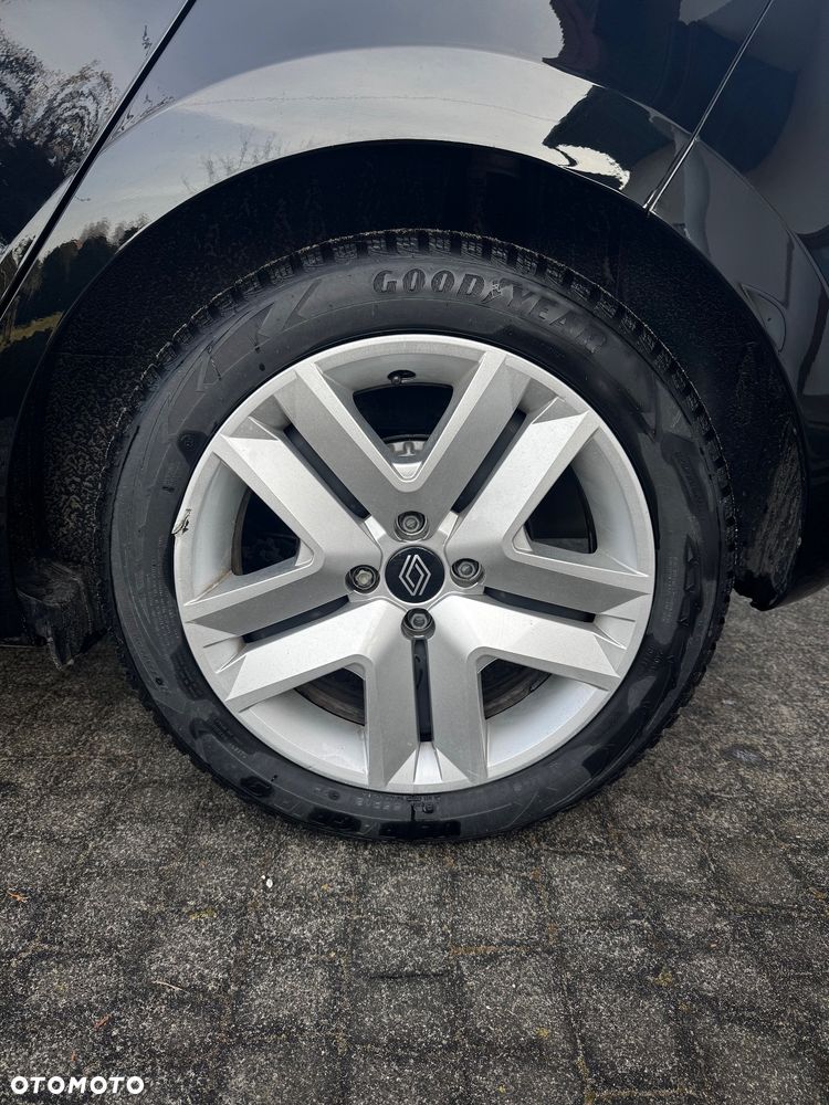 Renault Clio - 5