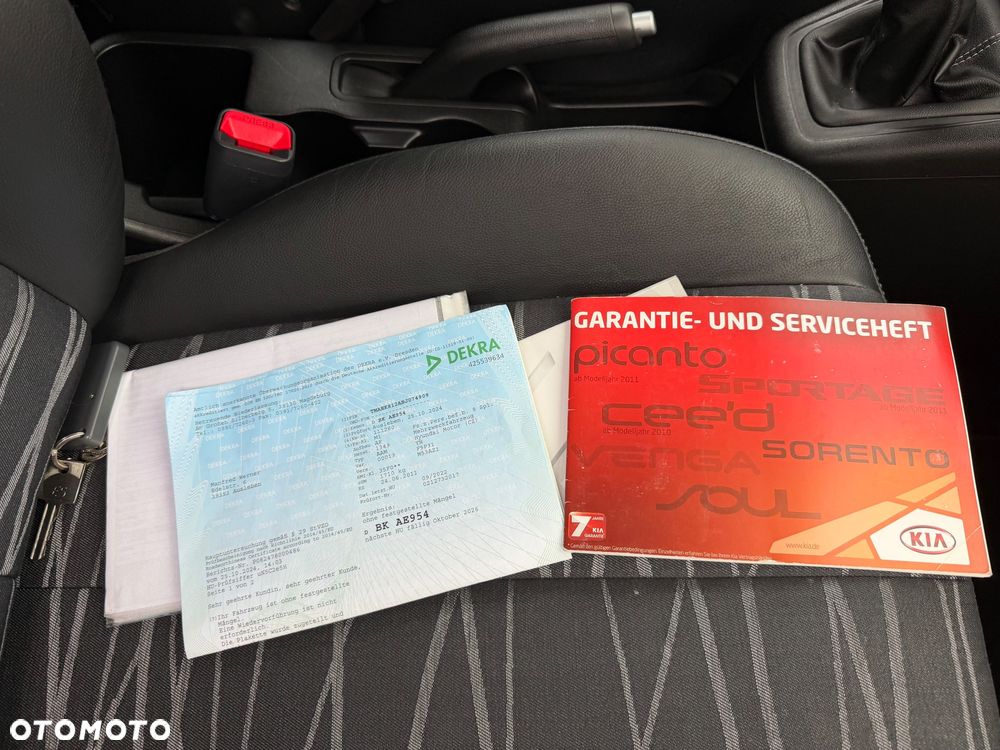 Kia Venga 1.6 CVVT Titanium Collection - 37