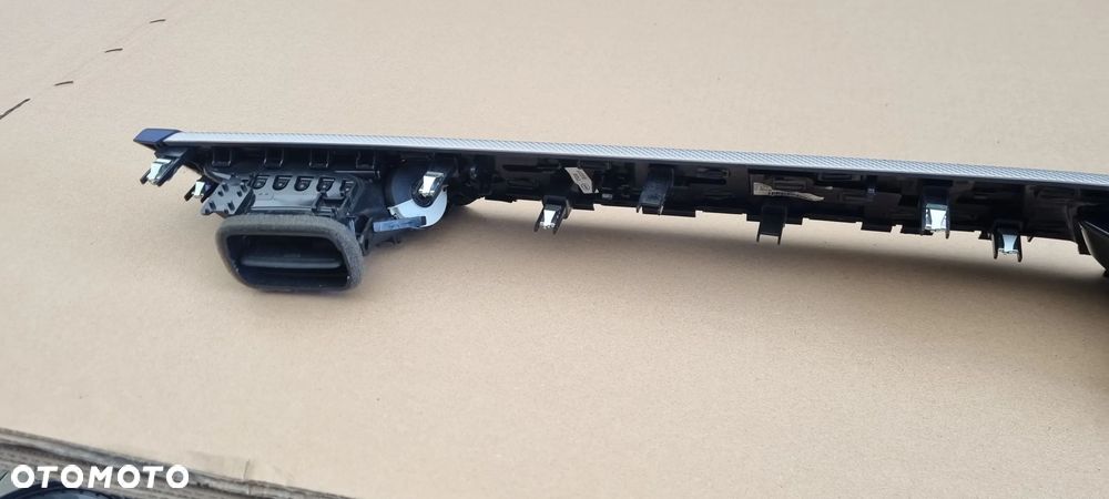 BMW X1 F48 2015- Kratka nawiewu Dekor Panel Oryginał Europa - 9