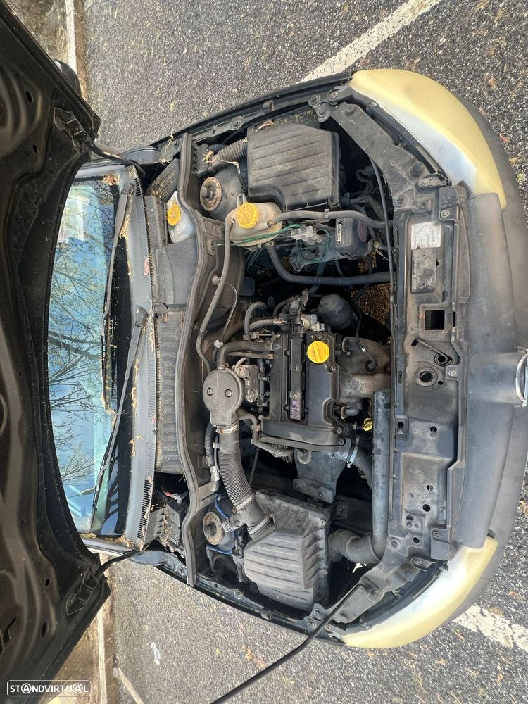 Opel Corsa 1.0 12V - 10