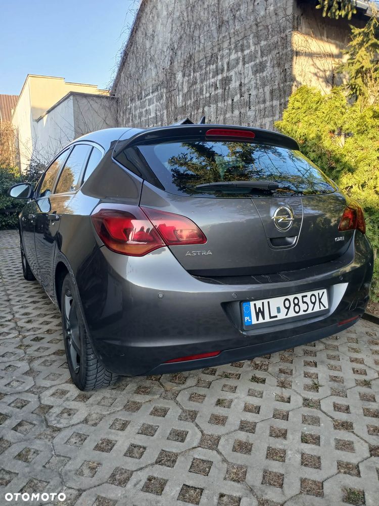Opel Astra 1.7 CDTI DPF Cosmo - 5
