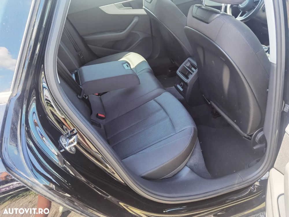 Audi A4 Avant 35 TFSI S tronic - 7