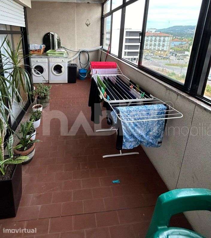 Apartamento T3 para arrendar no centro da cidade - Grande imagem: 2/14