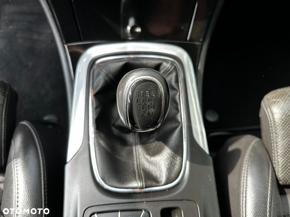 Opel Insignia 1.6 Turbo Cosmo - 21