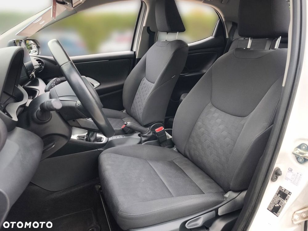 Toyota Yaris 1.5 Comfort - 16