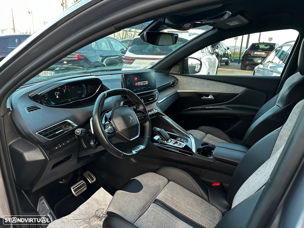 Peugeot 3008 1.6 Hybrid GT Pack e-EAT8 - 23