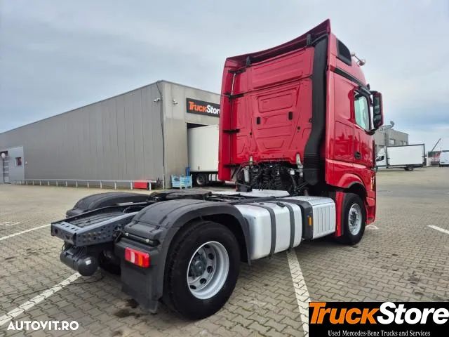 Mercedes-Benz 1851 - 3