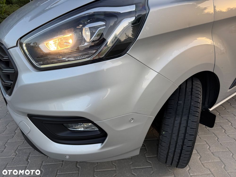 Ford Transit Custom - 8