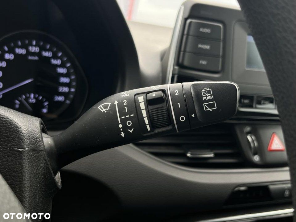 Hyundai i30 - 24