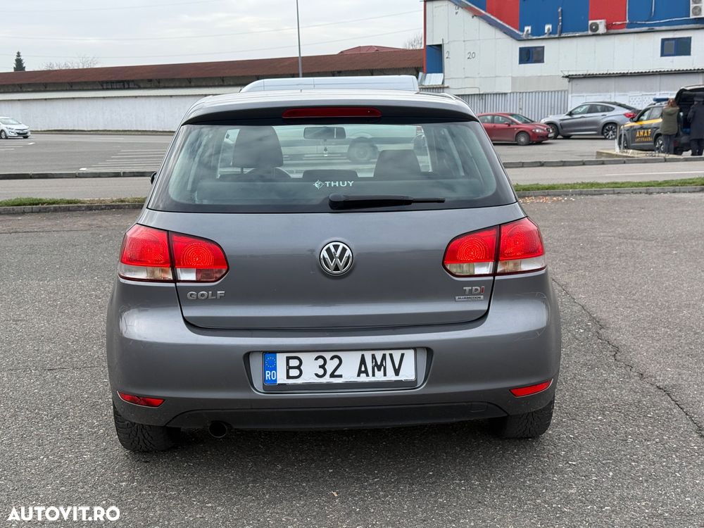 Volkswagen Golf 1.6 TDI DPF BlueMotion Technology Comfortline - 11