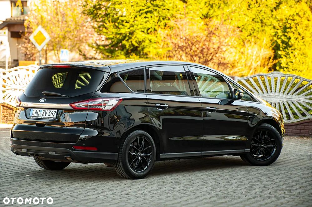 Ford S-Max 2.0 TDCi Titanium - 4
