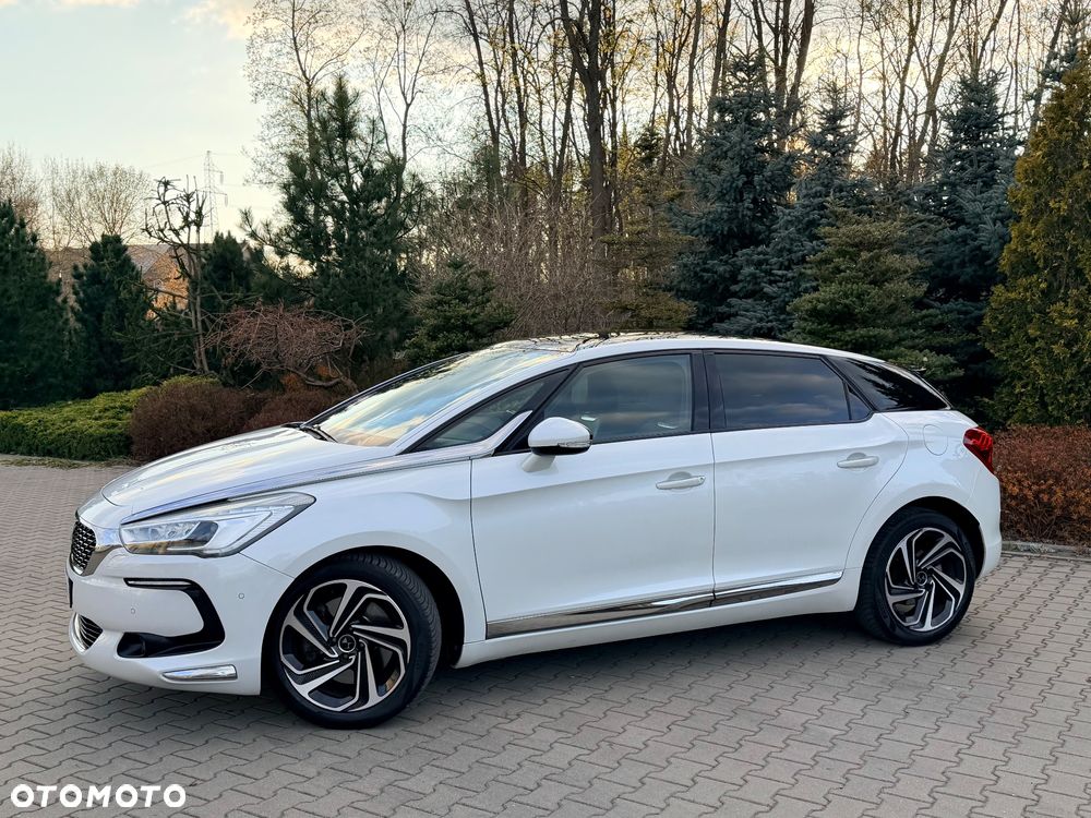 DS Automobiles DS 5 - 30