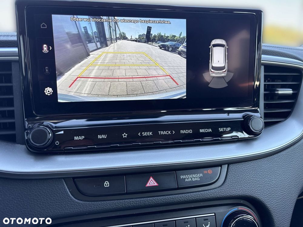 Kia Ceed - 22