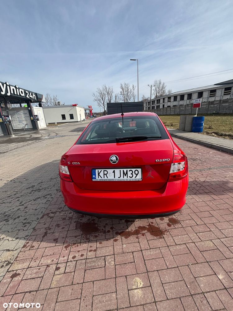 Skoda RAPID 1.2 TSI Active - 5