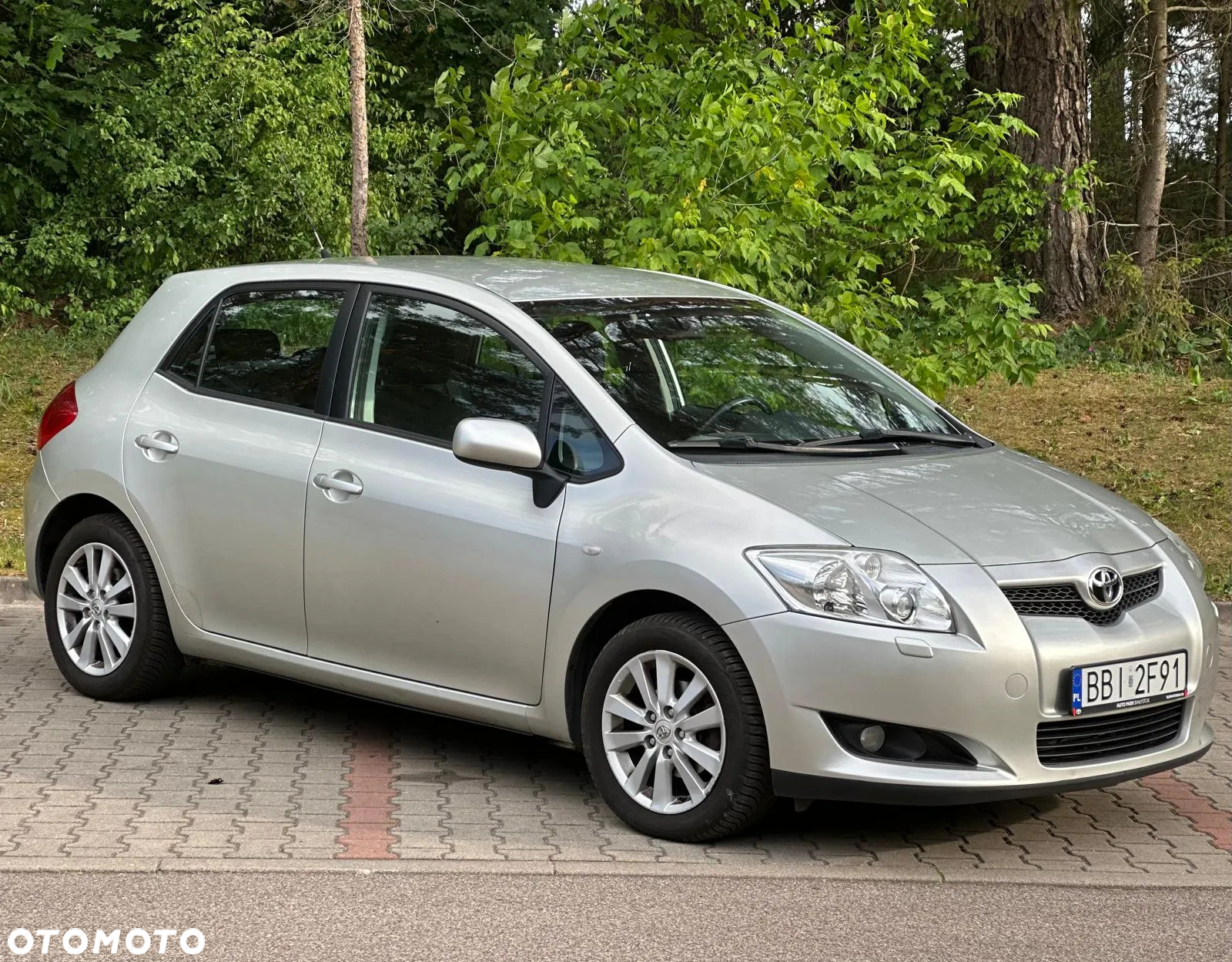 Toyota Auris 1.6 VVT-i Terra Start - 3