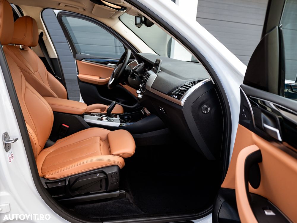 BMW X3 xDrive20d AT Luxury Line - 7