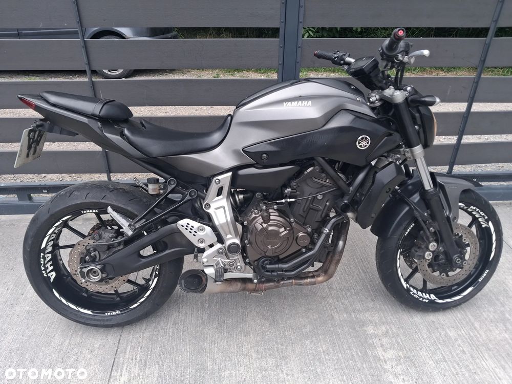 Yamaha MT - 4
