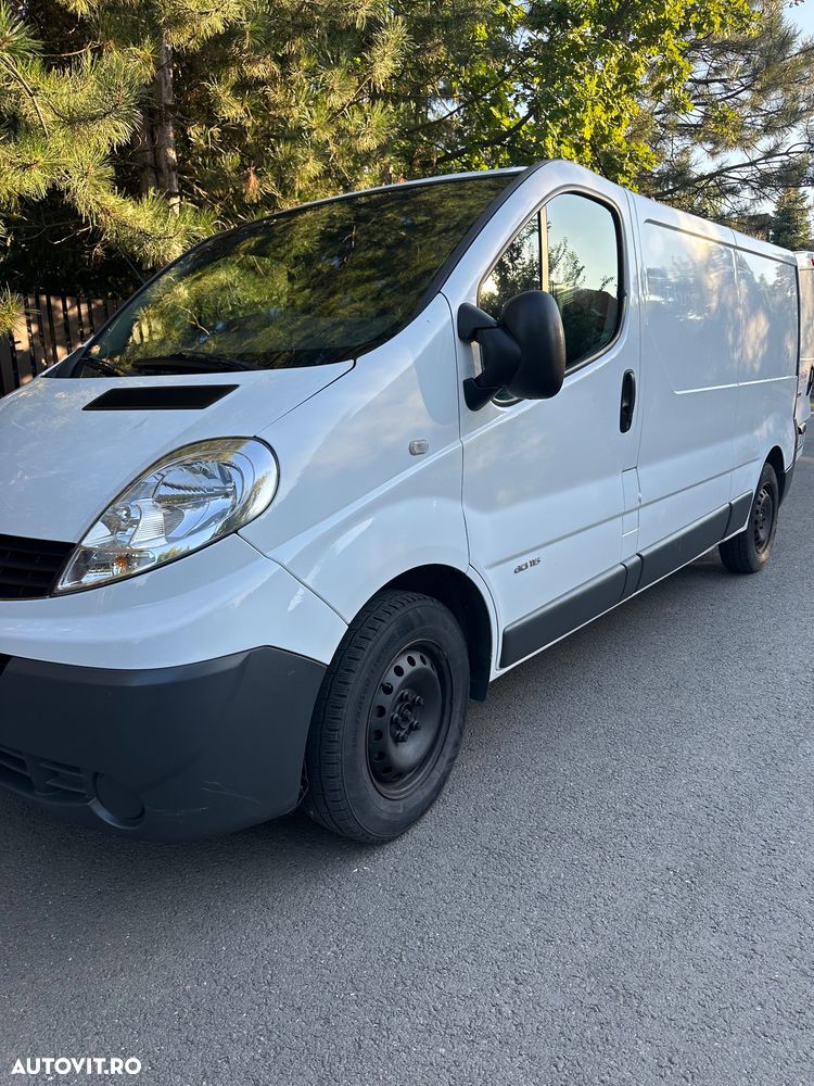 Renault Trafic - 2