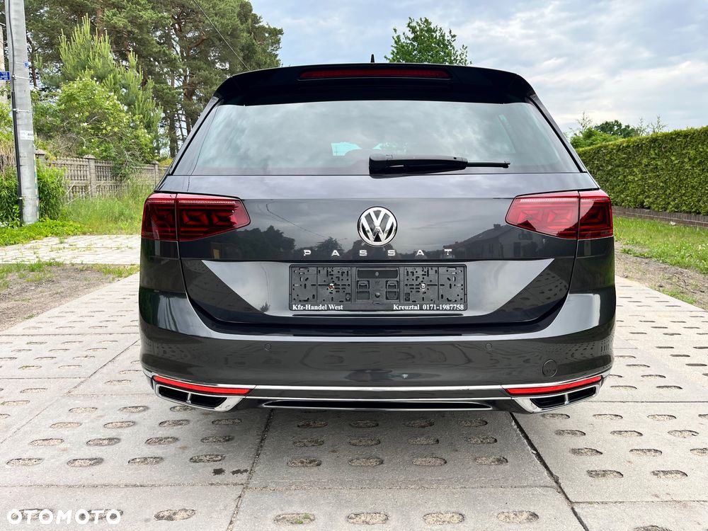 Volkswagen Passat 2.0 TDI SCR DSG Highline - 12