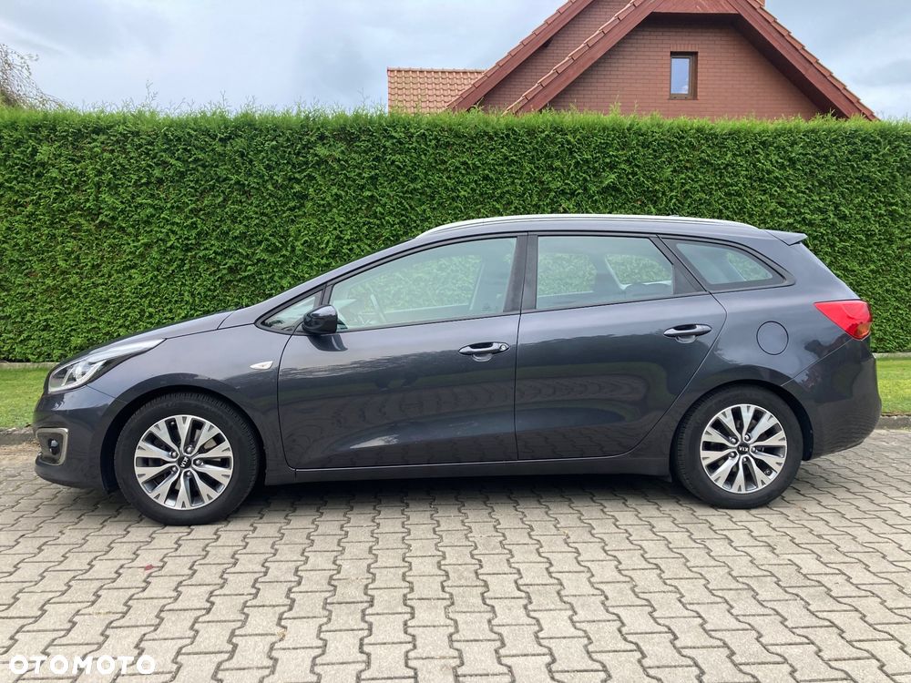 Kia Ceed 1.6 GDI L Business Line - 17