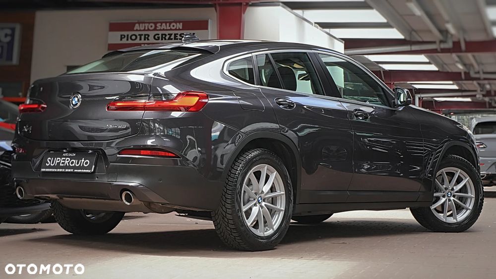 BMW X4 xDrive20i GPF sport - 12