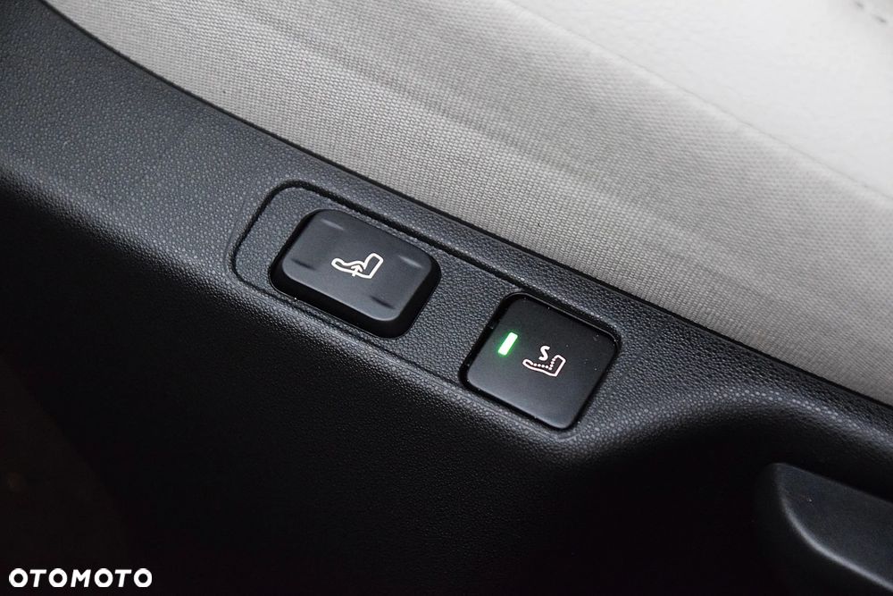 Citroën C4 VTi 120 Exclusive - 29