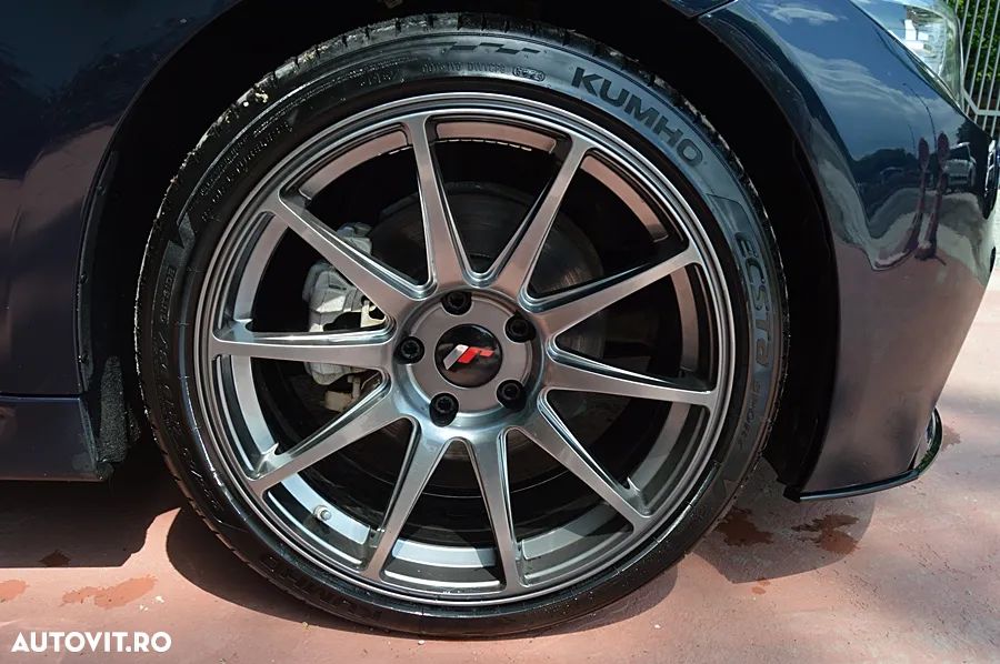 BMW Seria 3 320i xDrive Aut. Edition M Sport Shadow - 22