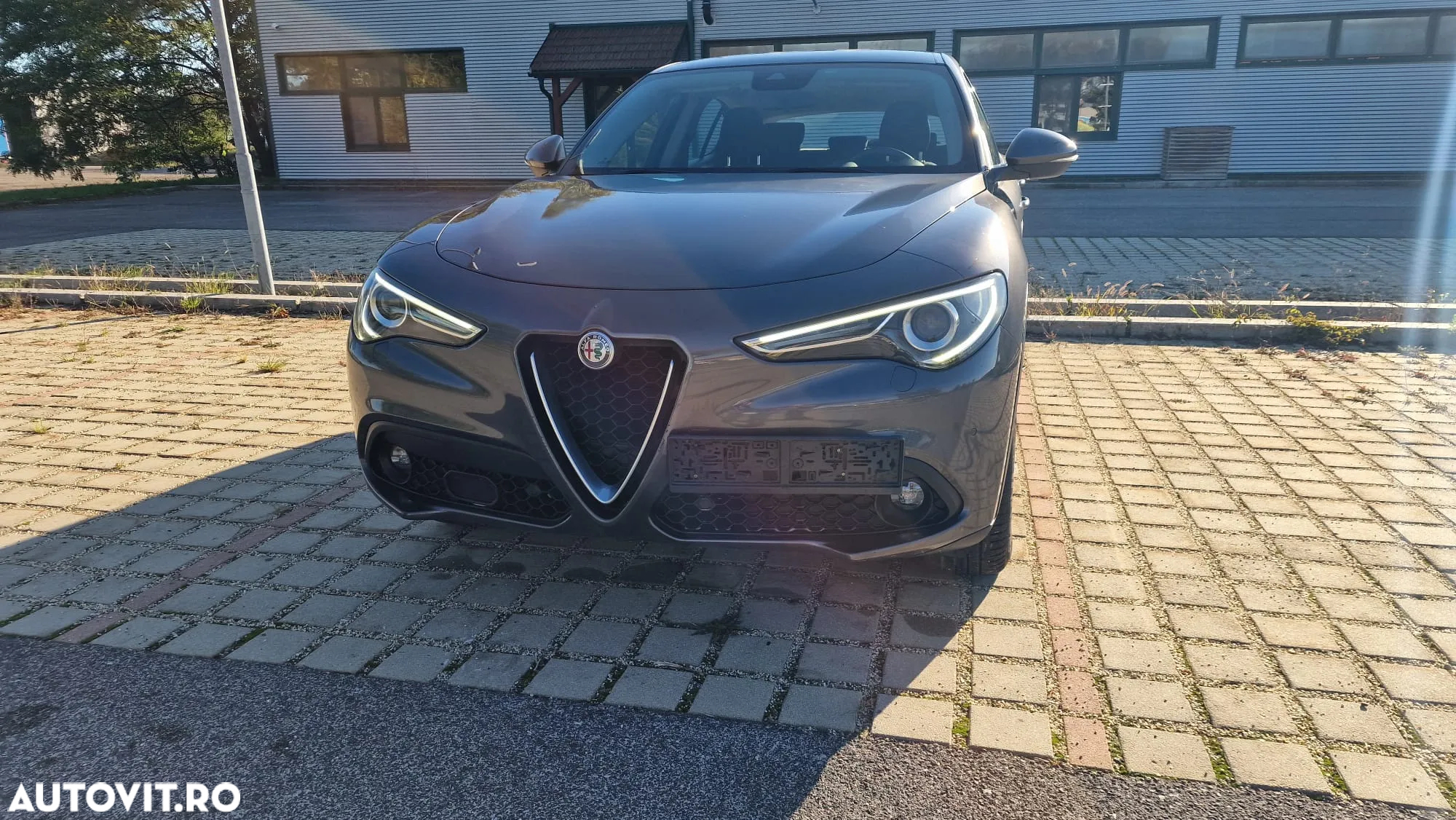 Alfa Romeo Stelvio 2.2 Diesel 16V AT8-Q4 Executive - 3