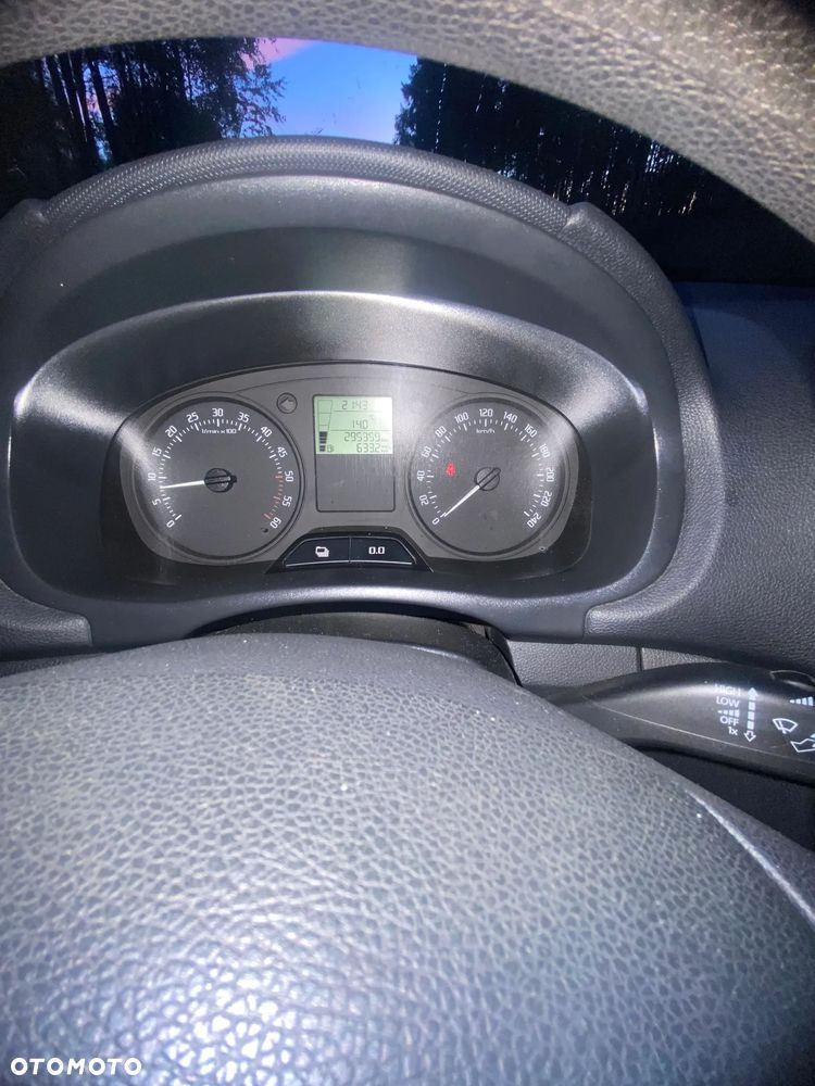 Skoda Roomster 1.6 TDI DPF Active PLUS EDITION - 6