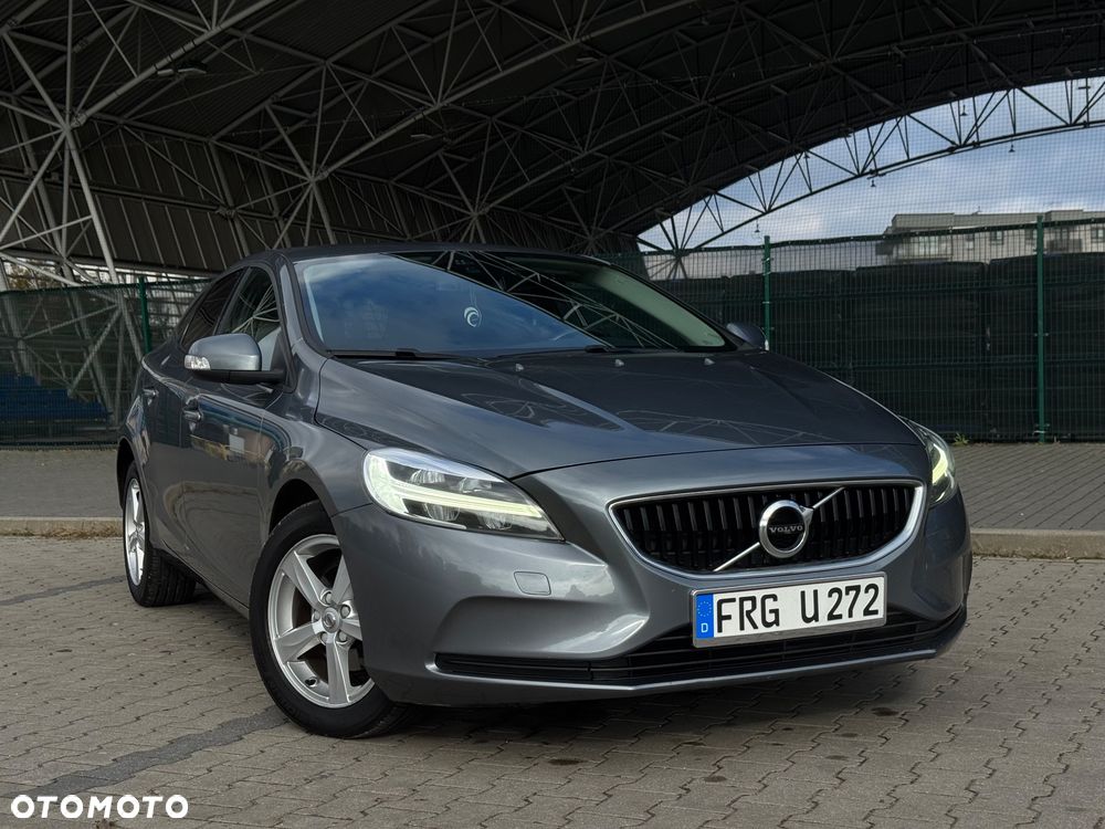 Volvo V40