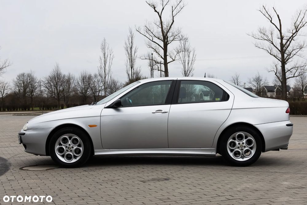 Alfa Romeo 156 2.0 TSpark 16v - 4