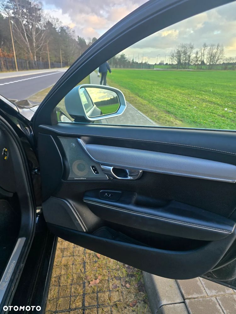 Volvo V90 D4 AWD R-Design - 10