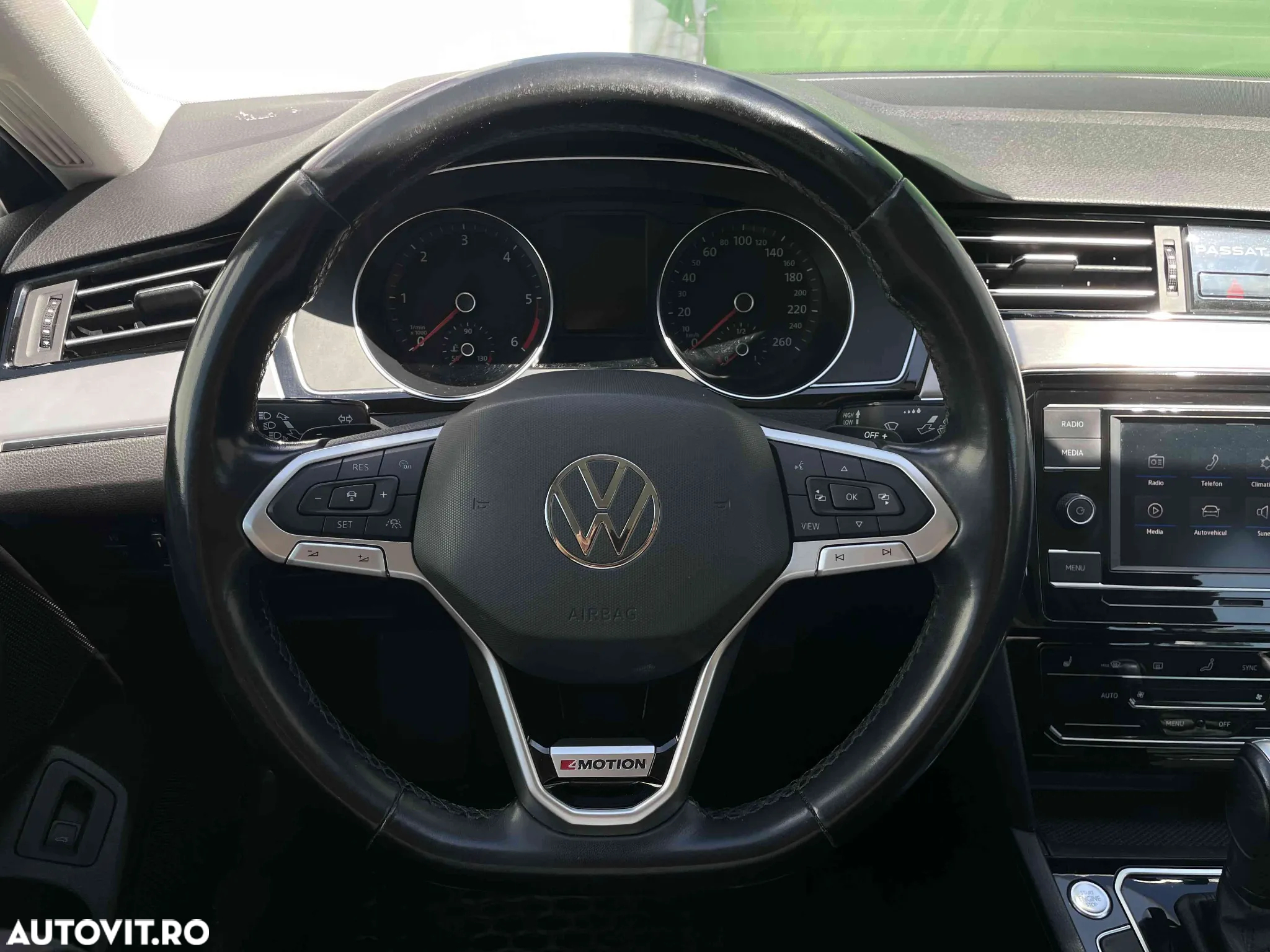 Volkswagen Passat - 9