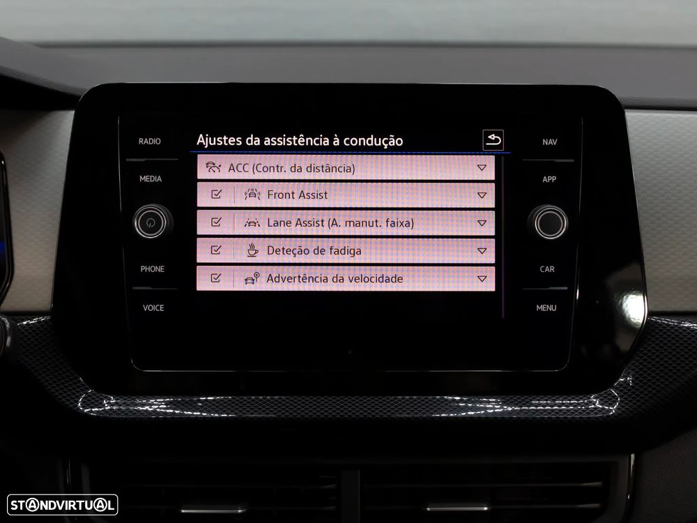 VW T-Cross 1.0 TSI Urban DSG - 29