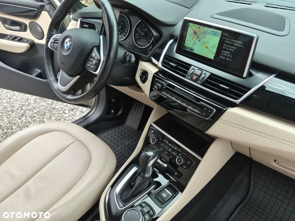 BMW Seria 2 218d Sport-Aut Luxury Line - 20