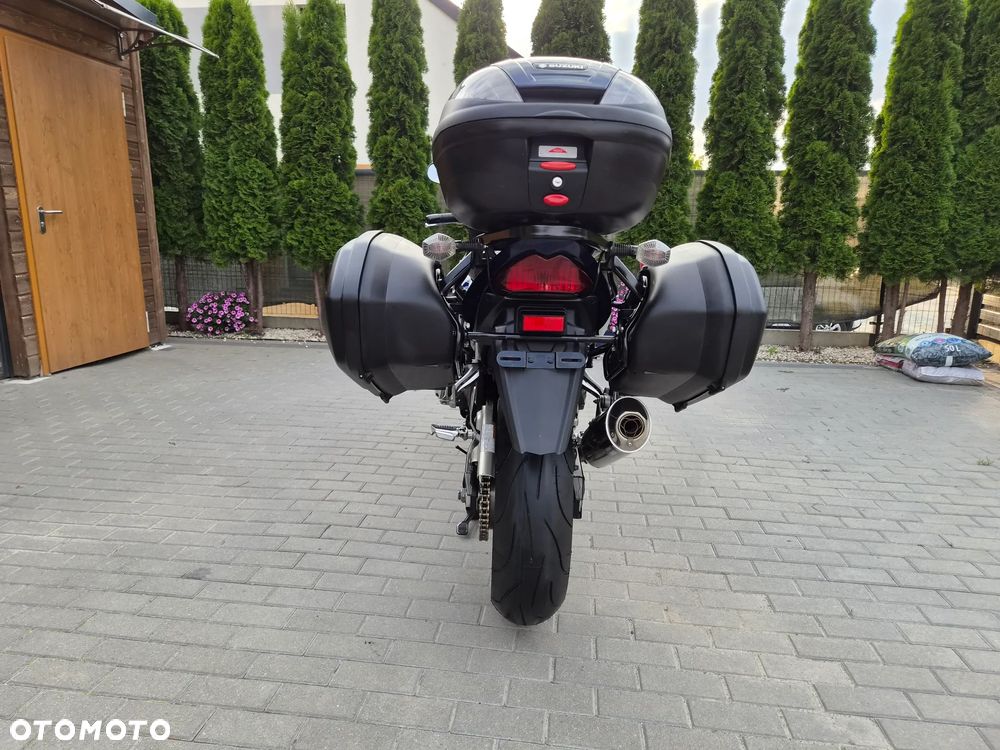 Suzuki GSX - 14