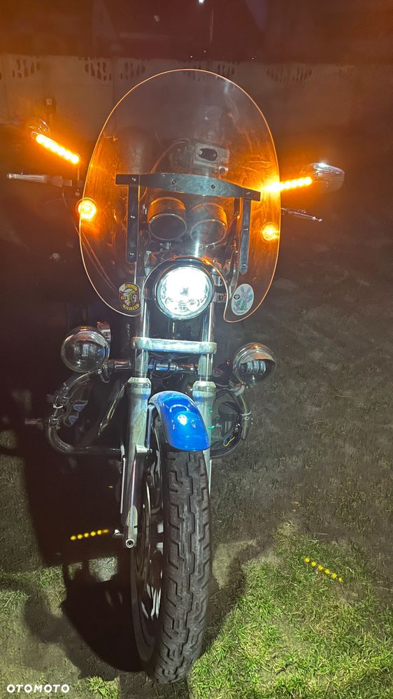 Harley-Davidson Sportster Roadster 1200R - 11