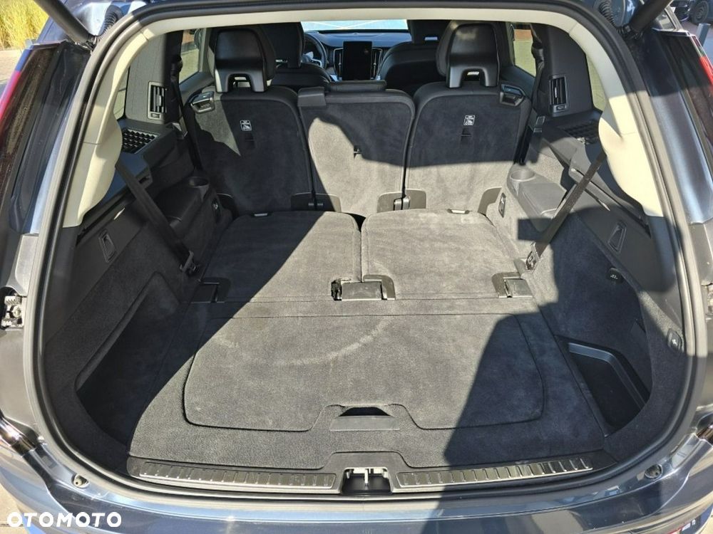 Volvo XC 90 T8 AWD Plug-In Hybrid Plus Bright 7os - 18